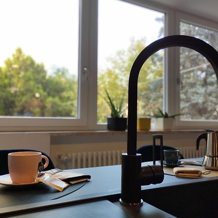 A Casa Di Twiggy Apartment Болоня Екстериор снимка