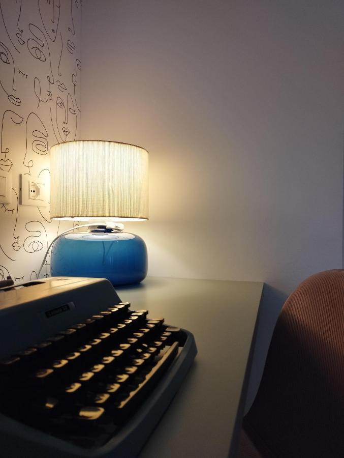 A Casa Di Twiggy Apartment Болоня Екстериор снимка