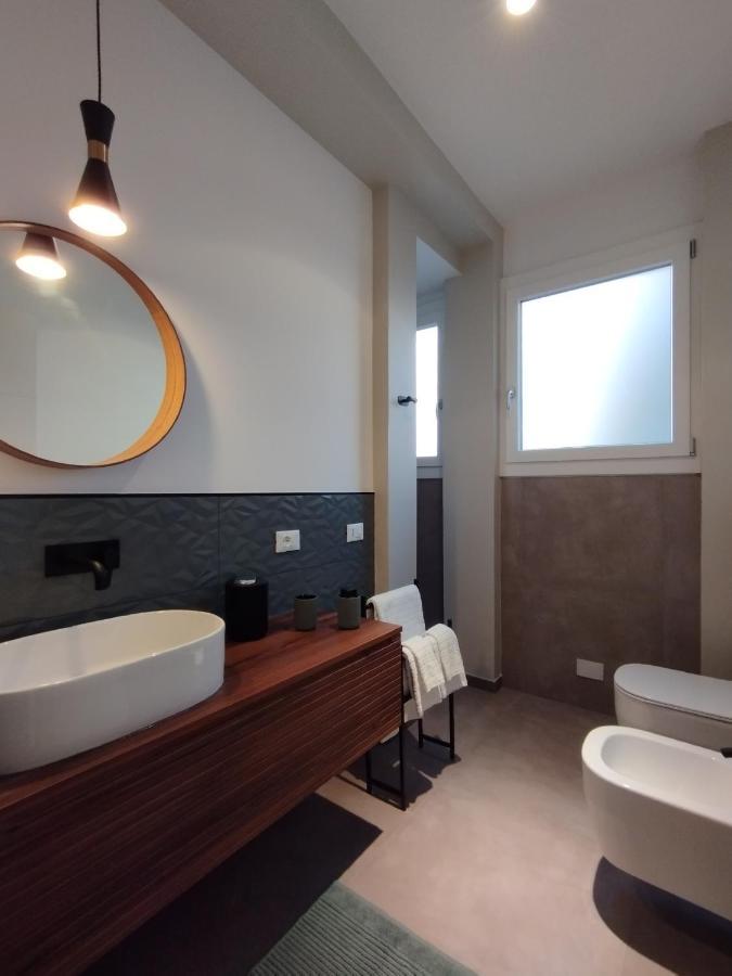 A Casa Di Twiggy Apartment Болоня Екстериор снимка